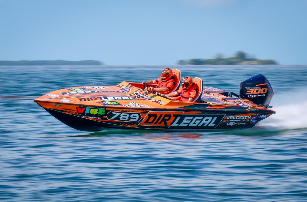 Team Dirt Legal racing offshore